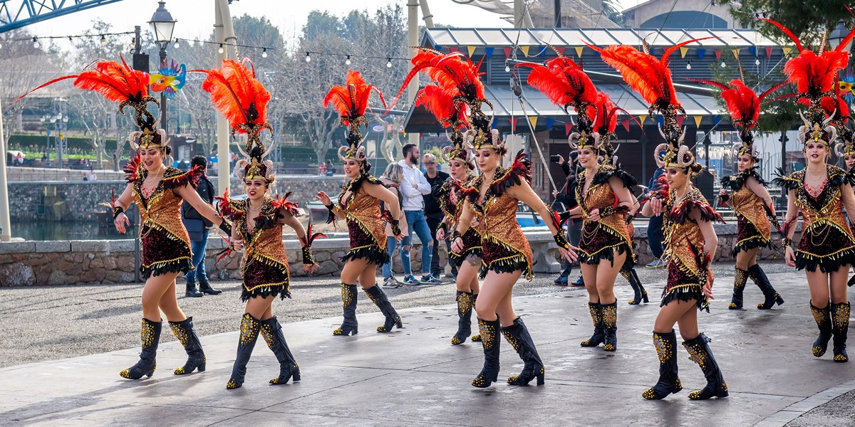 Défilé carnaval troupe PortAventura World
